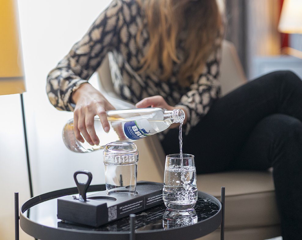 EH - LANCASTER HOTEL AMSTERDAM - BOTTLE WATER - 002_WEB.jpg